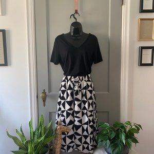 Loft Geometric Midi Skirt Black and White